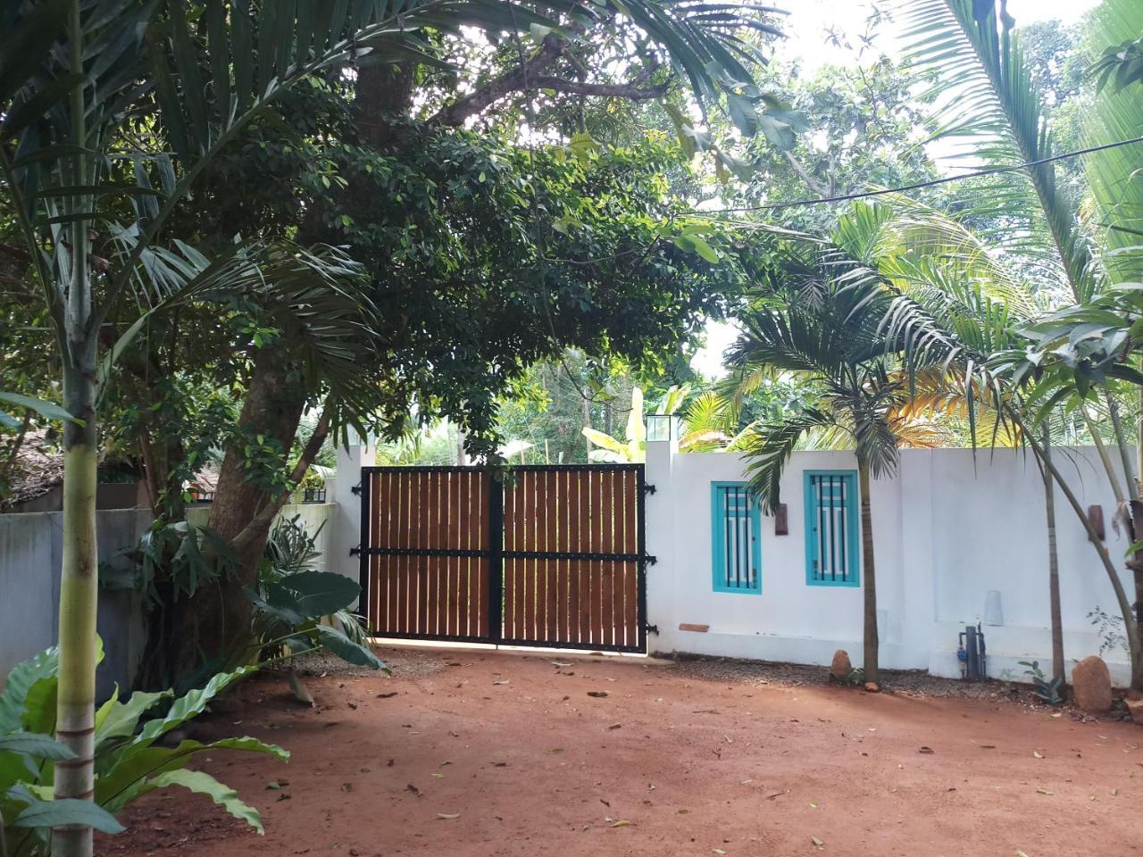 Ramya Nest Inn Mirissa Exterior foto
